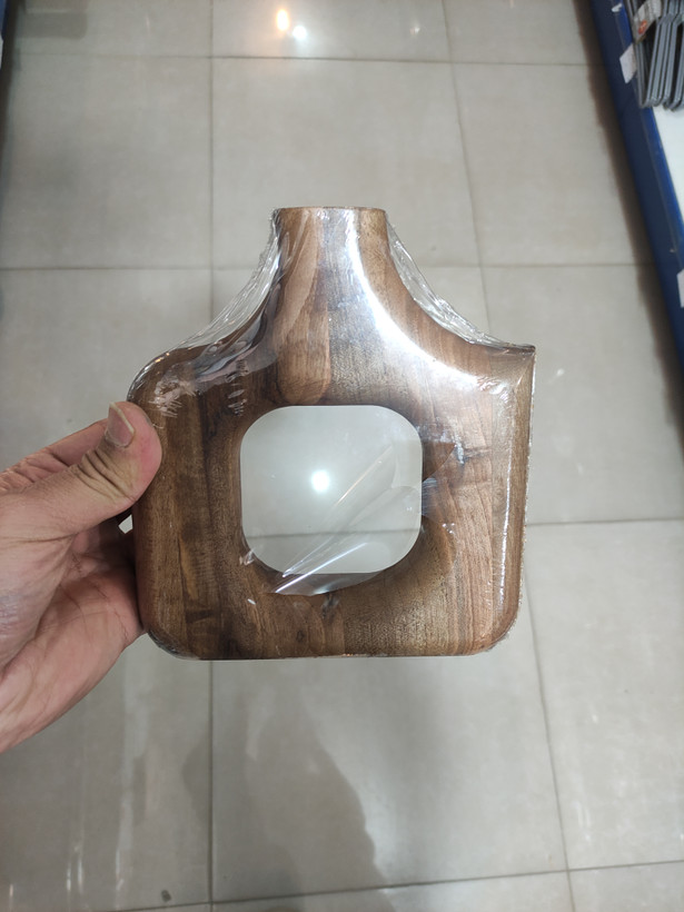 گلدان دفرمه و اشکی بزرگ گردو