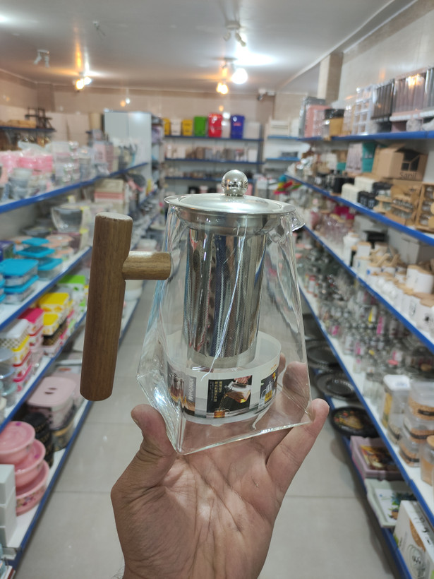 قوری پیرکس کف مربع دسته چوبی